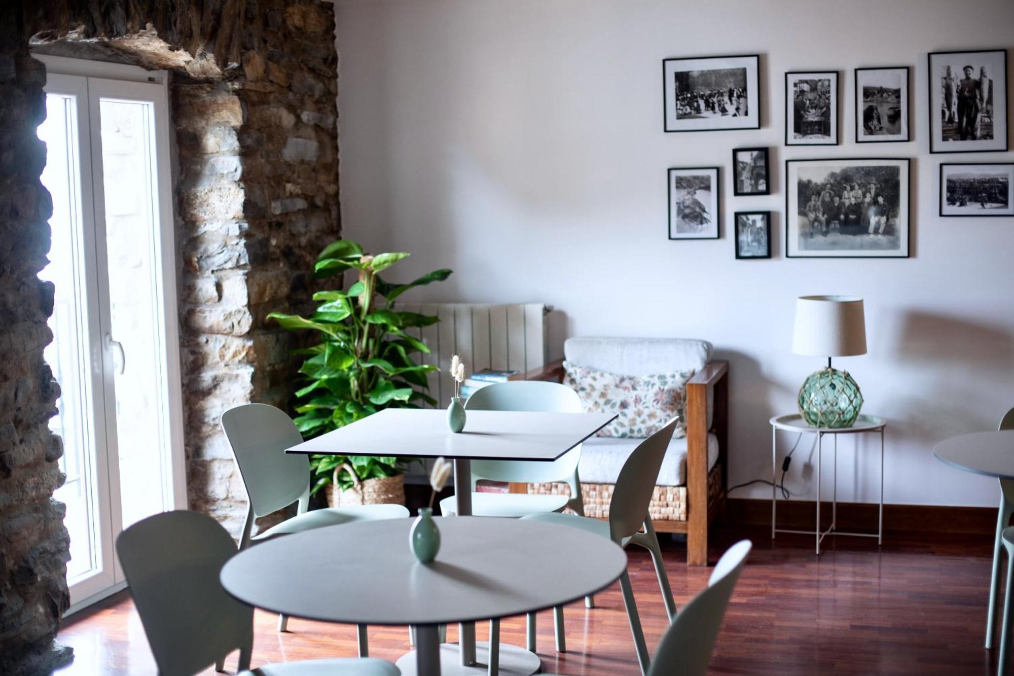 Katrapona Hotel Гетария Екстериор снимка