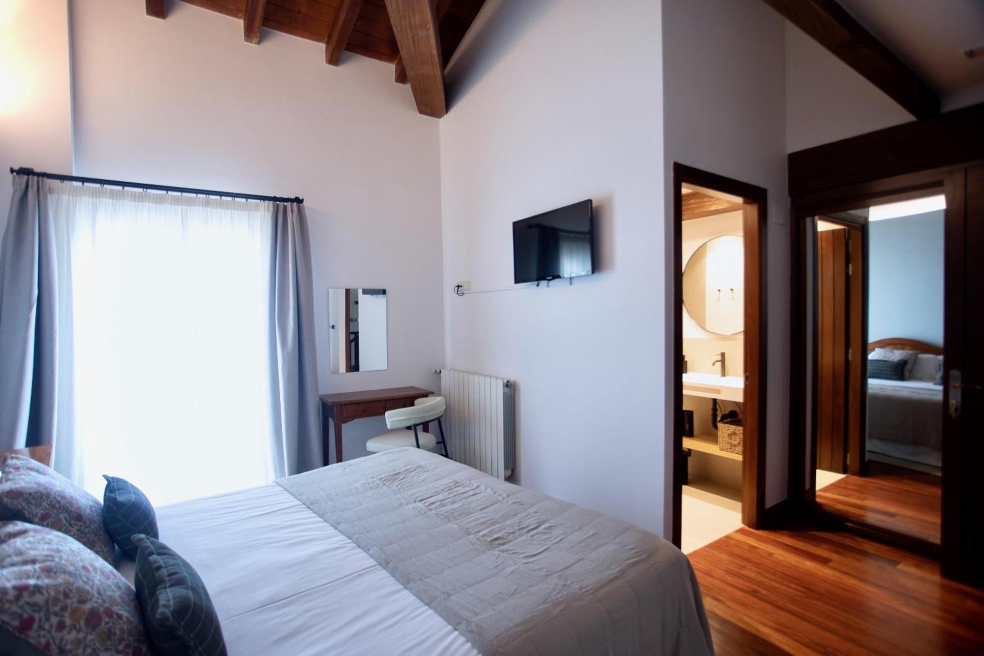 Katrapona Hotel Гетария Екстериор снимка