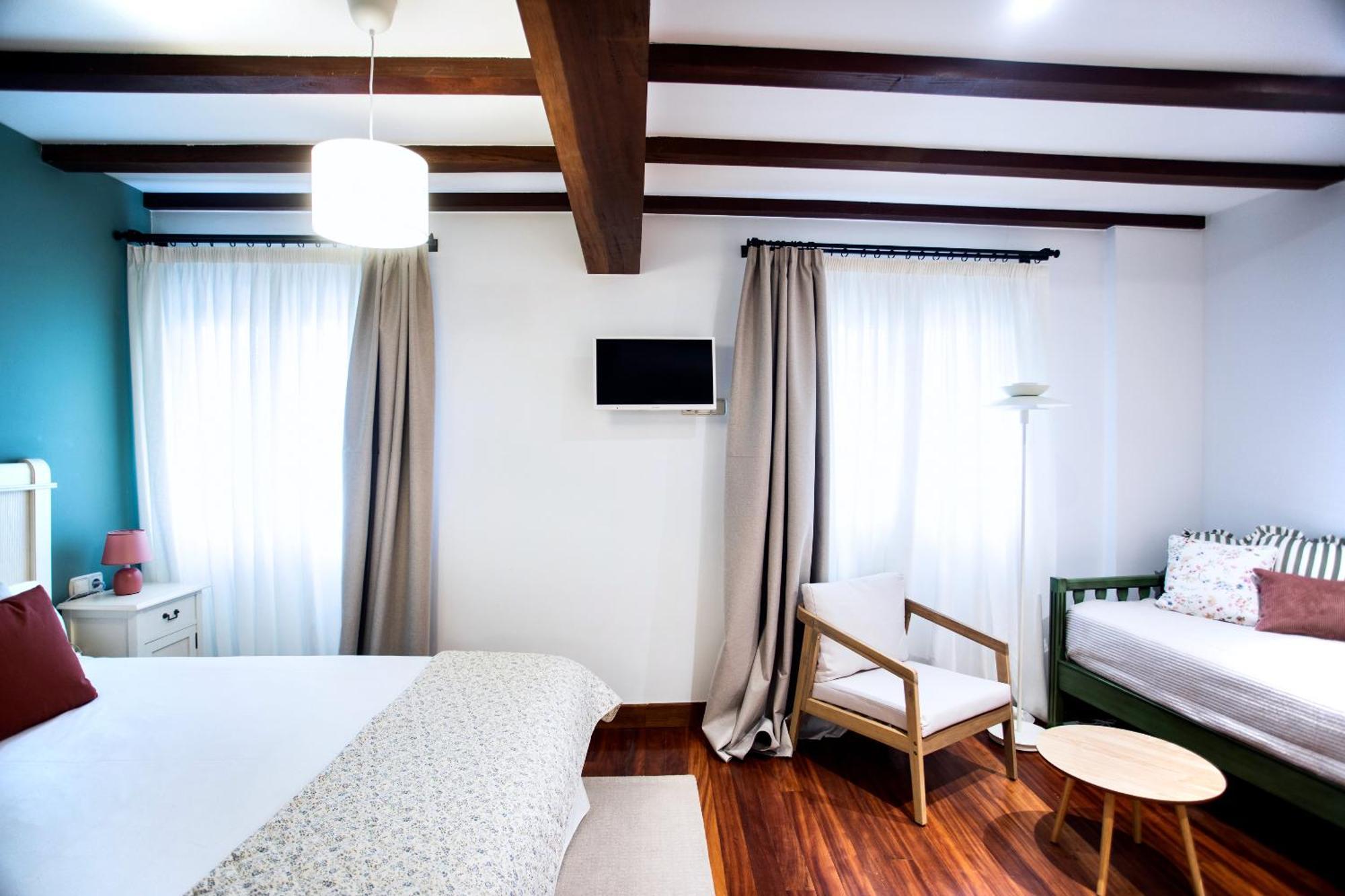 Katrapona Hotel Гетария Екстериор снимка