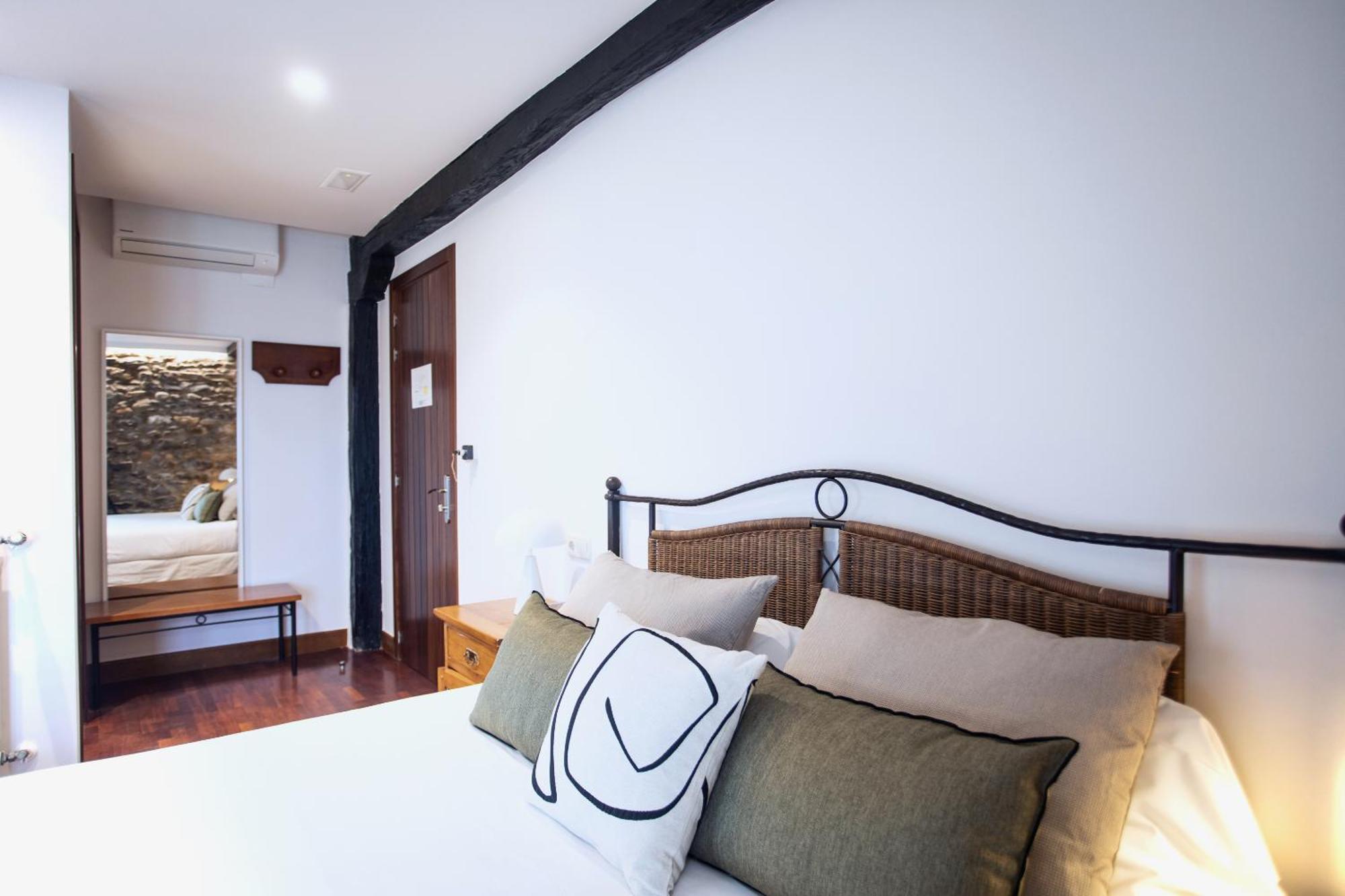Katrapona Hotel Гетария Екстериор снимка